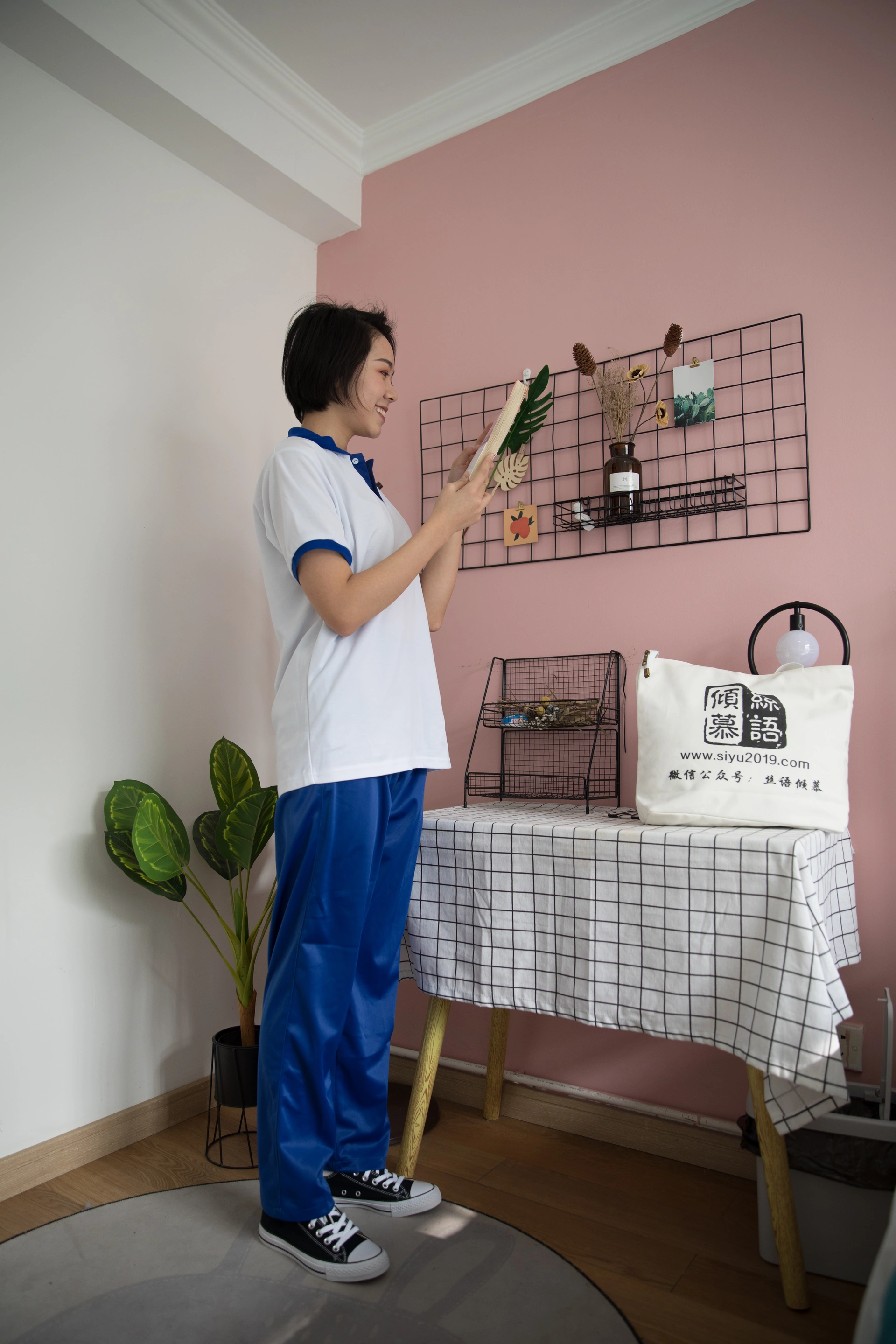 381英语课本第381章 2